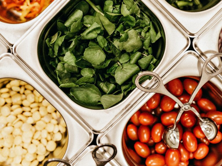 Kantine_800_jonathan-borba-5E0d3lfoC1w-unsplash-768×576